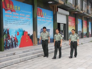 邯郸市永年区人武部部长和政委到我校检查指导工作